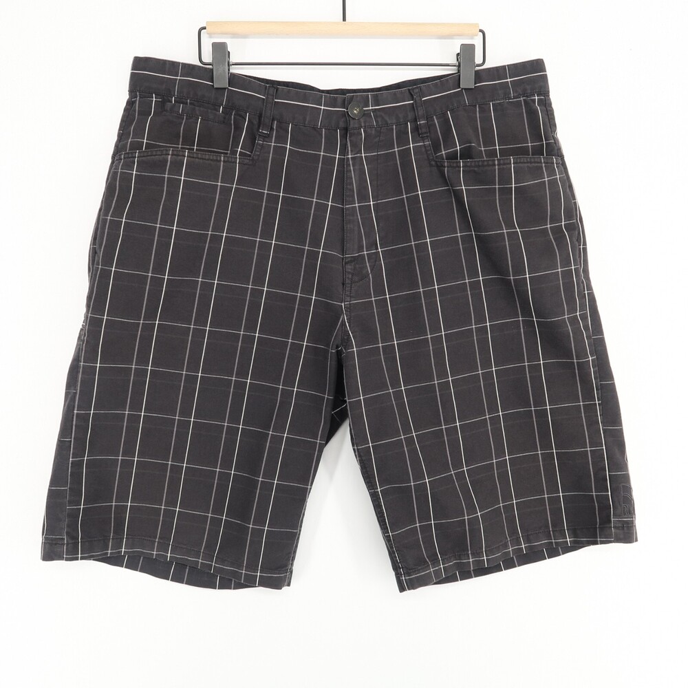 The North Face Axey Shorts Mens 38 Black Grid Cargo Hiking Outdoor